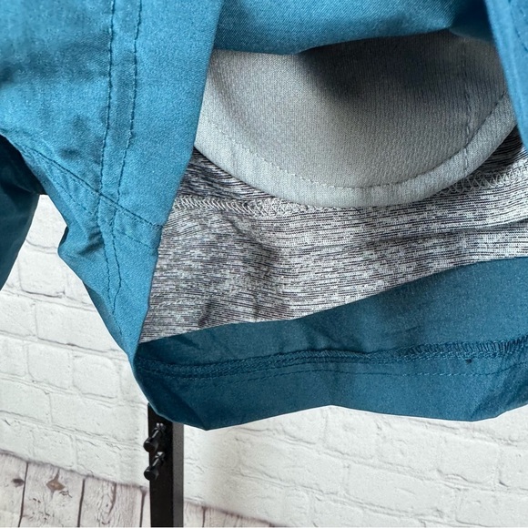 Wowie Nomad Hybrid Blue Shorts Fitted Liner Size Medium - Picture 5 of 7